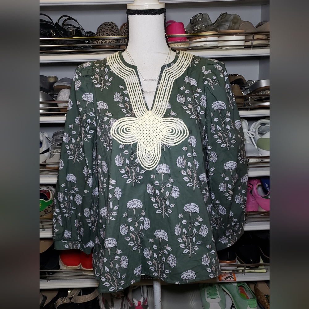 entro Unique Trim Top